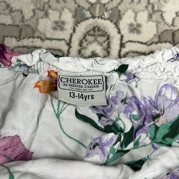 Floral Girls off the shoulder top with ruffle details - Picture 5 of 5